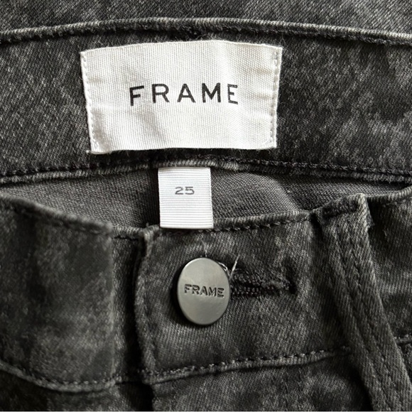 FRAME Denim Le Skinny de Jeanne Tonal Python Pattern Grey Neutral Jeans Size 25 - Picture 7 of 16